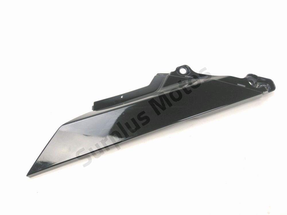 CACHE LATERAL GAUCHE