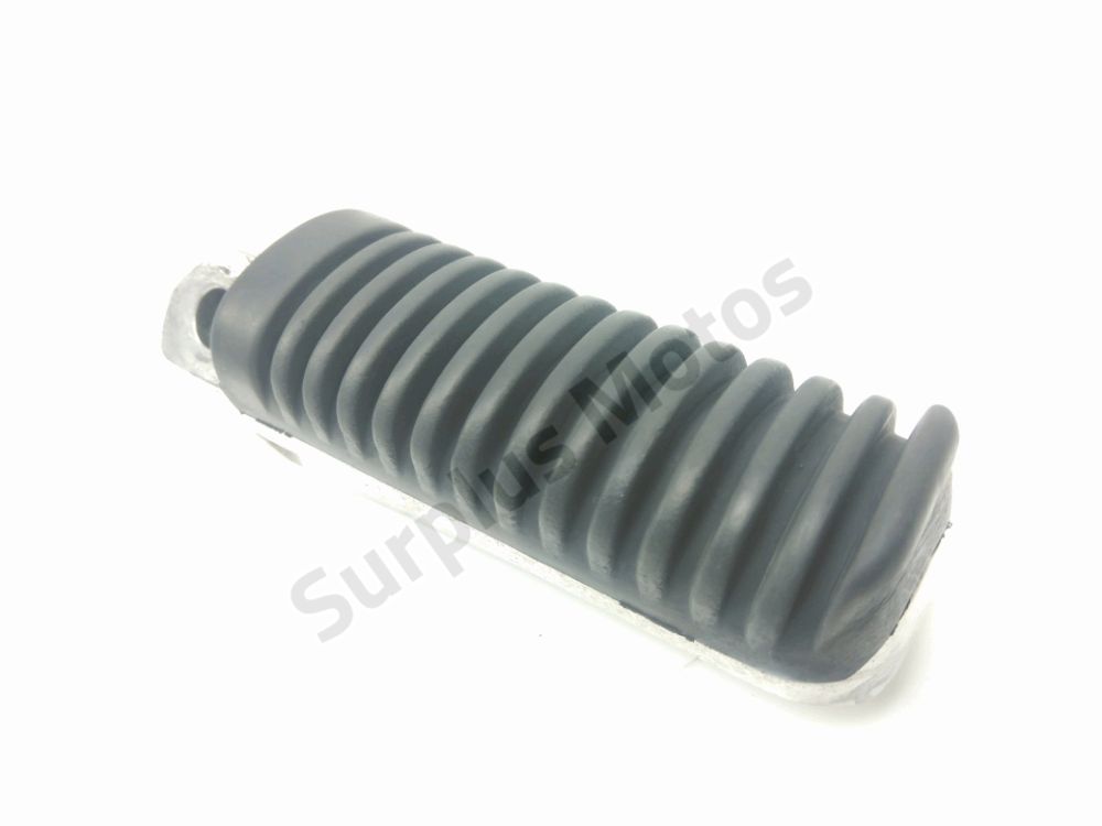 Repose pieds arriere gauche