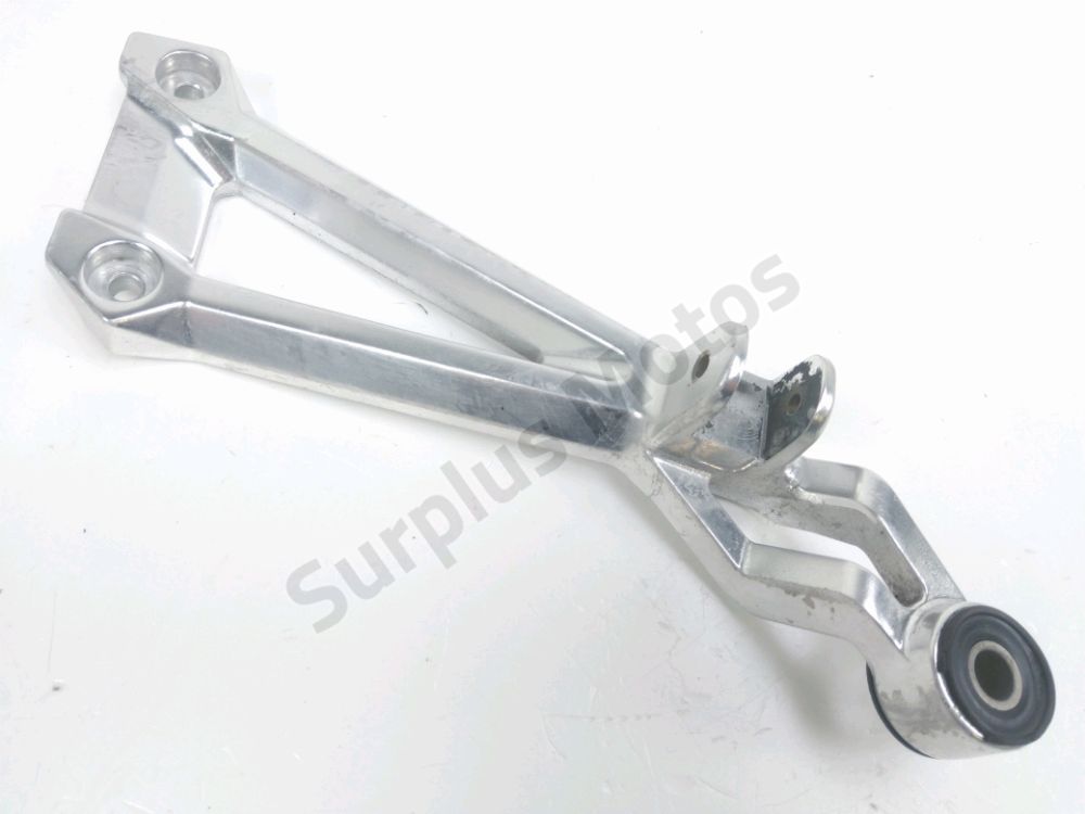 Platine arriere droite complete