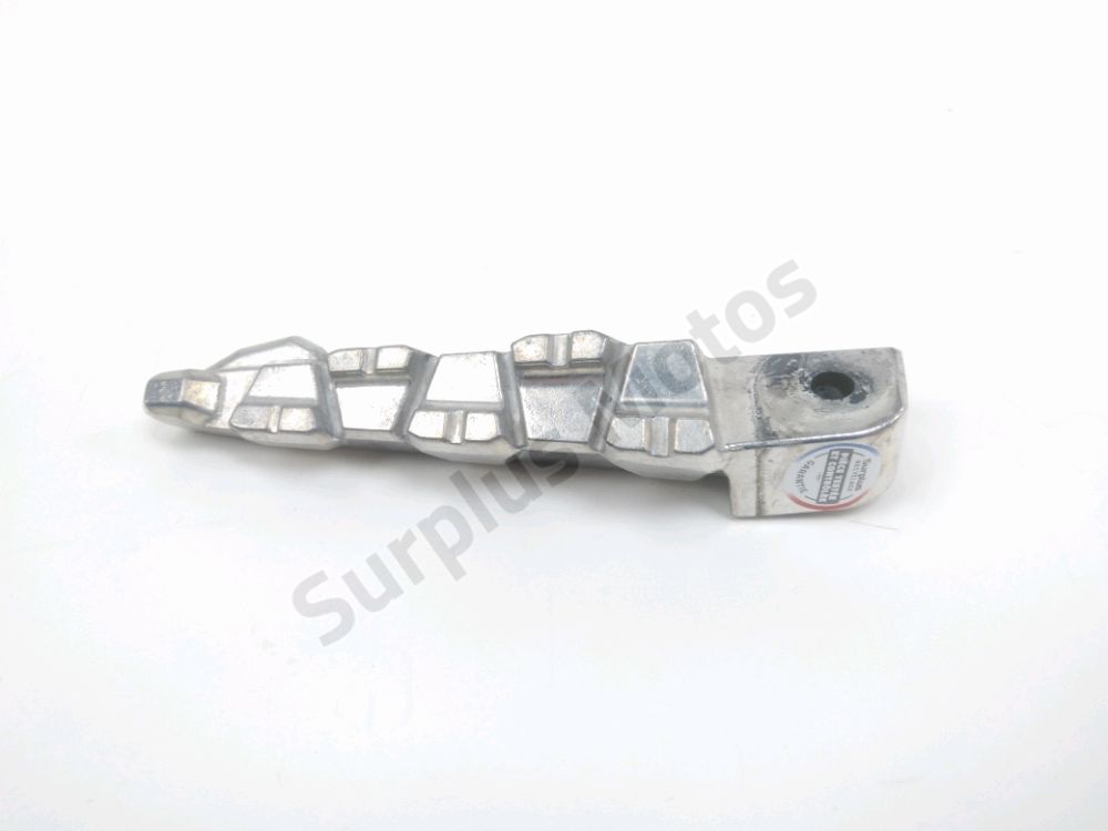 Repose pieds arriere gauche