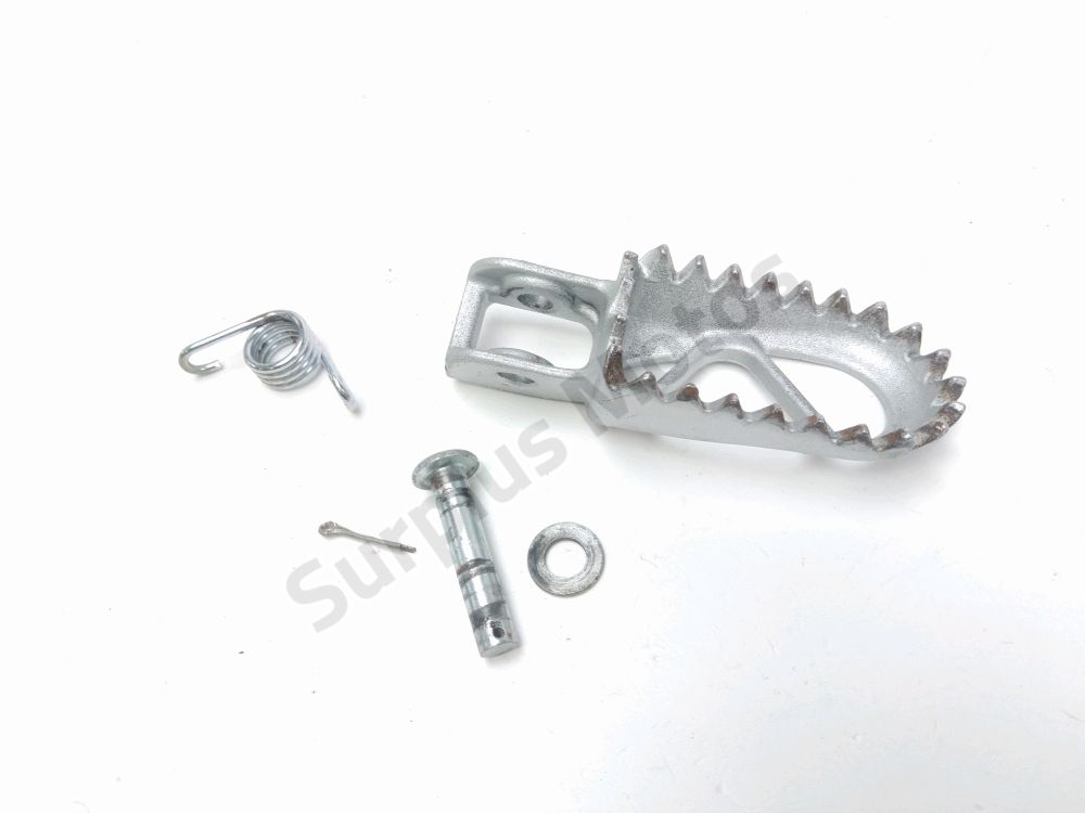 REPOSE PIEDS AVANT DROIT