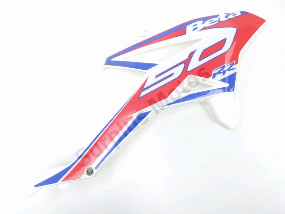 Carenage avant droit