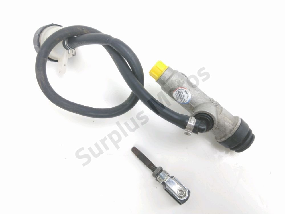 Maitre cylindre frein ar complet