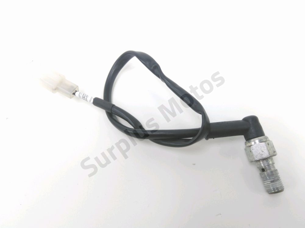 Contacteur de stop ar