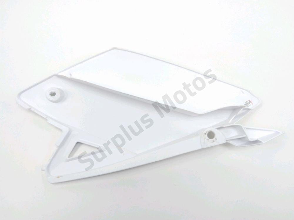 CARENAGE ARRIERE GAUCHE