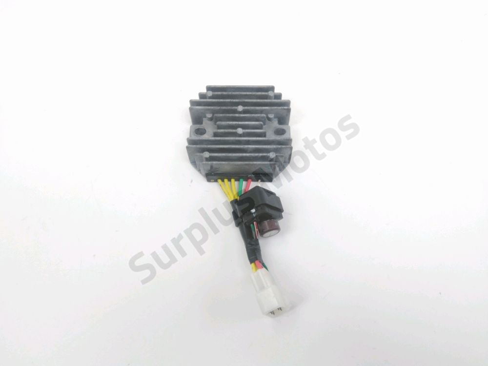 Regulateur de tension