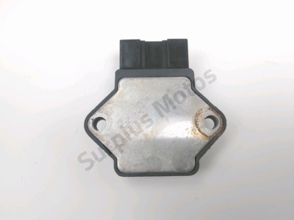 REGULATEUR DE TENSION