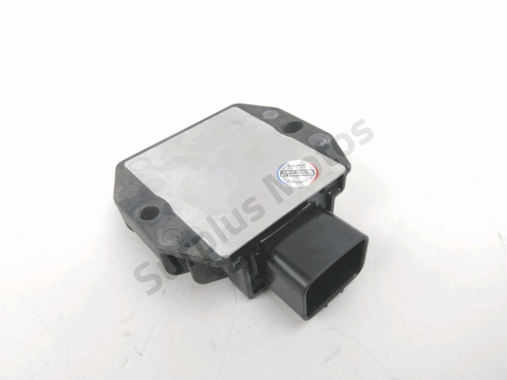 REGULATEUR DE TENSION