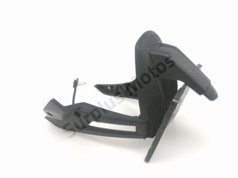 SUPPORT DE PLAQUE ET ECLAIRAGE