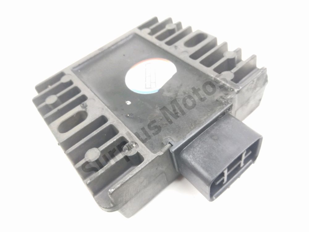 REGULATEUR DE TENSION