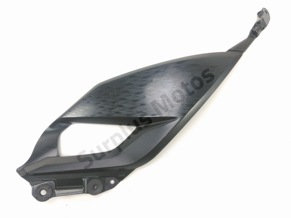 FLANC CARENAGE DROIT