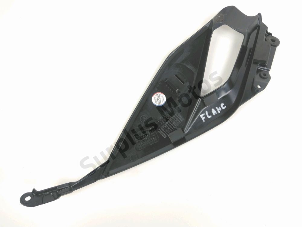 FLANC CARENAGE DROIT