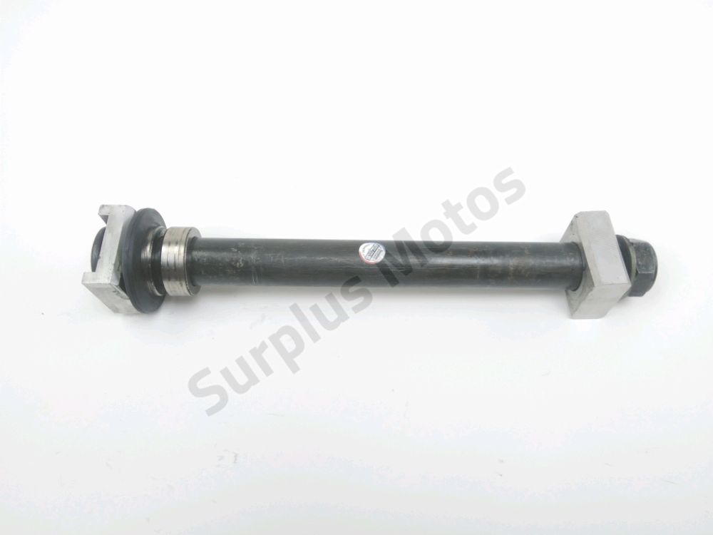 AXE DE ROUE ARRIERE
