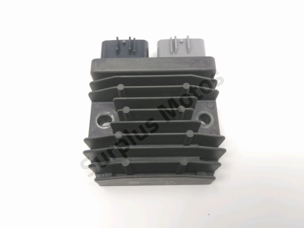 REGULATEUR DE TENSION