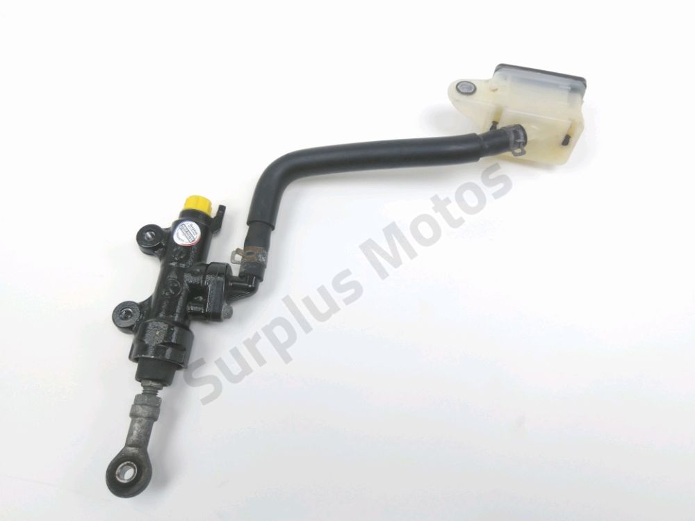 Maitre cylindre frein ar complet