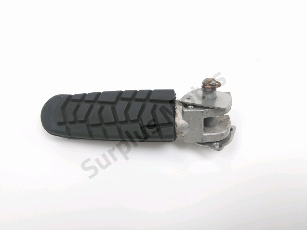 Repose pieds arriere gauche