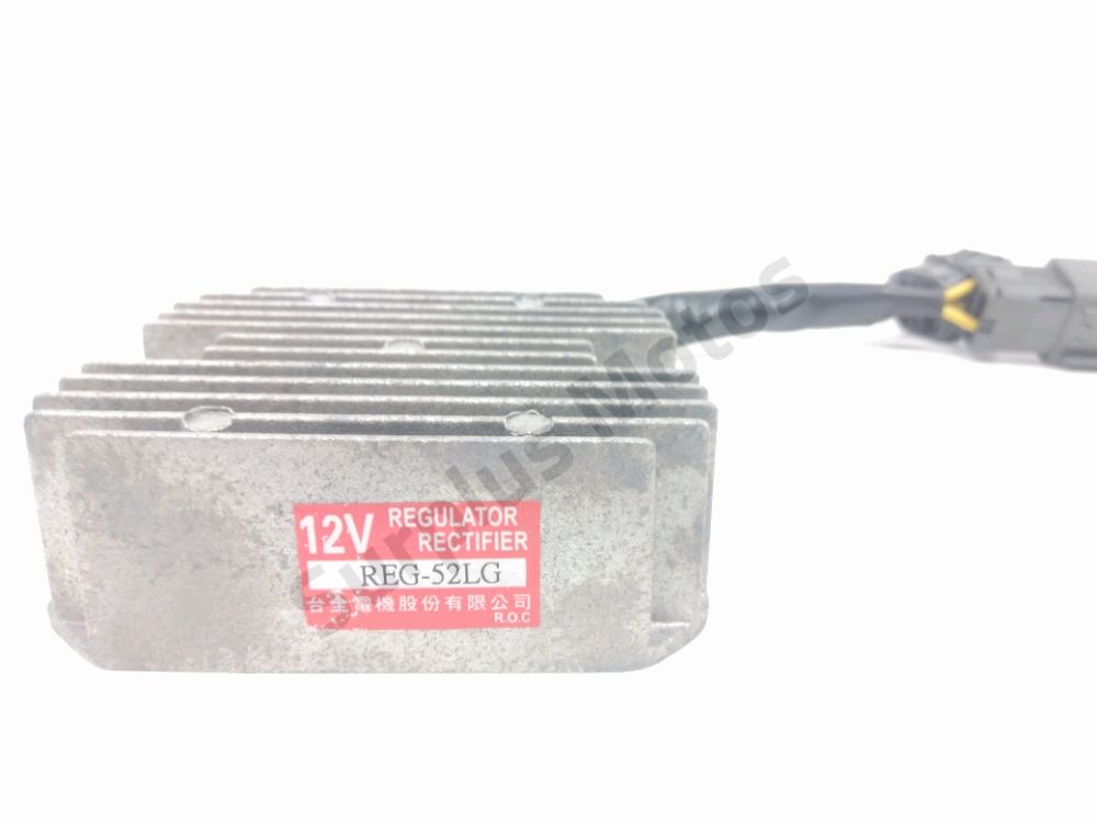 REGULATEUR DE TENSION