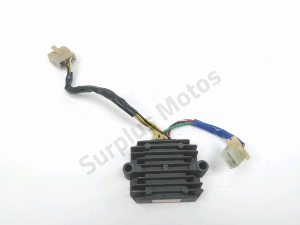 REGULATEUR DE TENSION