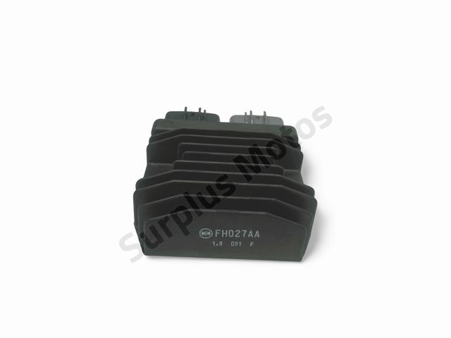 Regulateur de tension