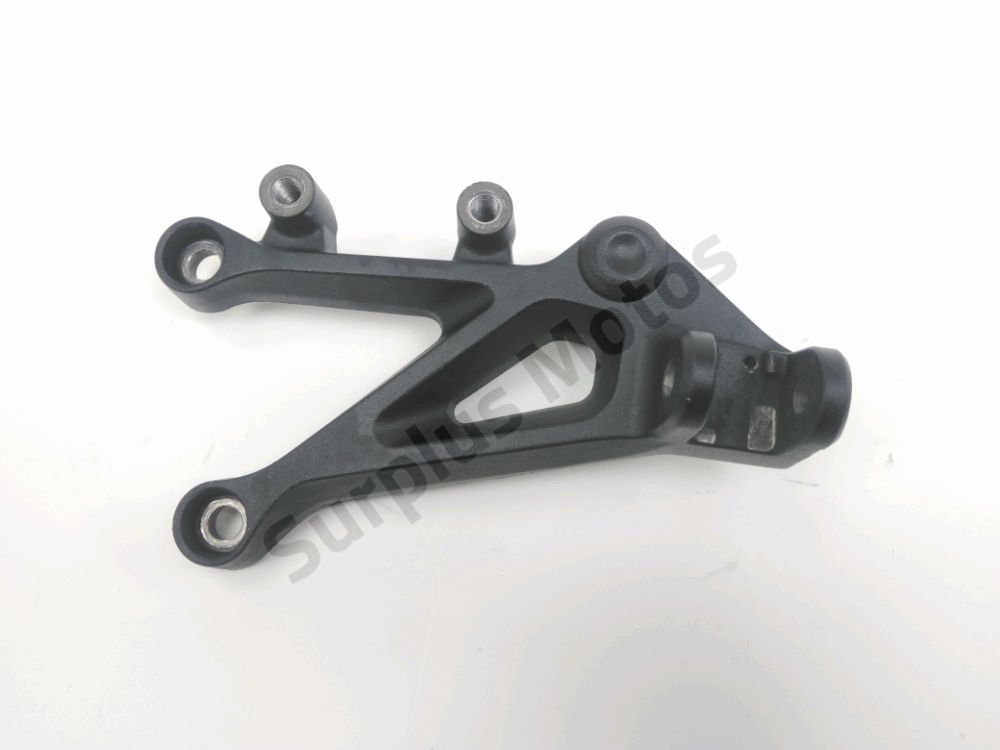 PLATINE AVANT GAUCHE