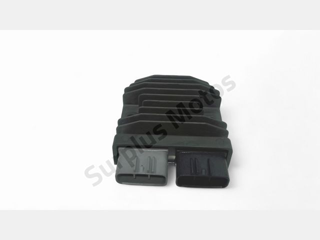 REGULATEUR DE TENSION