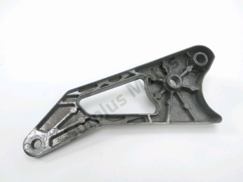 PLATINE AVANT DROITE