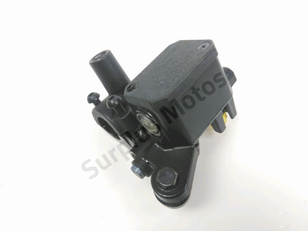 Maitre cylindre frein av complet