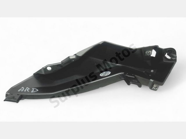 CARENAGE ARRIERE DROIT