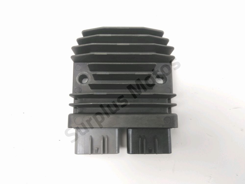 Regulateur de tension