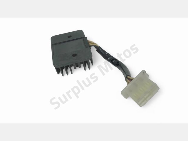 REGULATEUR DE TENSION