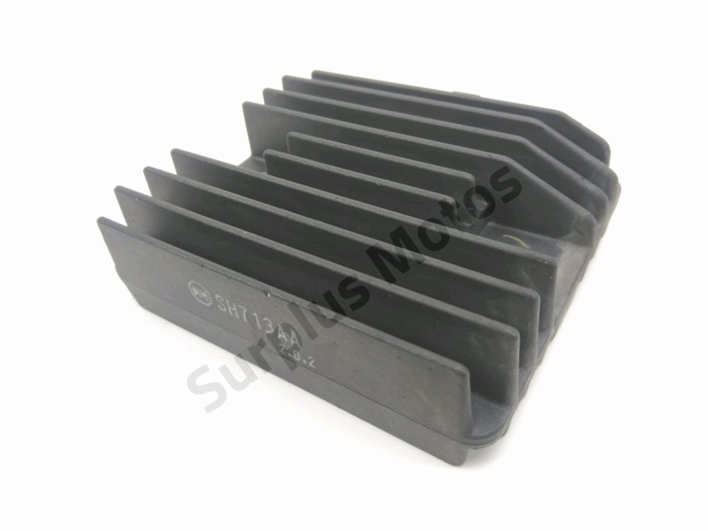 Regulateur de tension