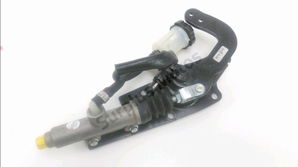 Maitre cylindre frein ar complet