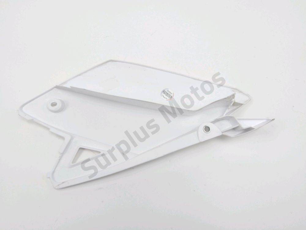 CARENAGE ARRIERE GAUCHE