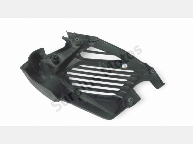 GRILLE DE RADIATEUR