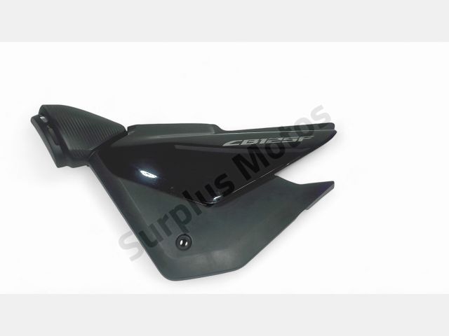 CACHE LATERAL GAUCHE