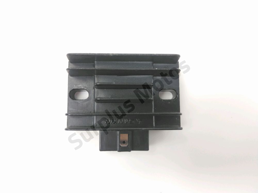 Regulateur de tension