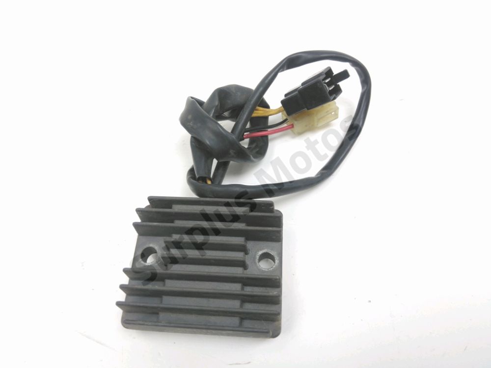 Regulateur de tension