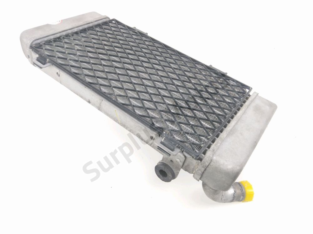RADIATEUR EAU GAUCHE