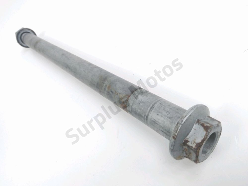 AXE DE ROUE ARRIERE