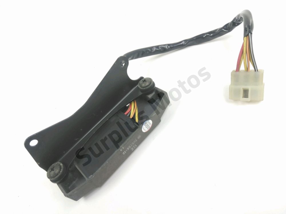REGULATEUR DE TENSION