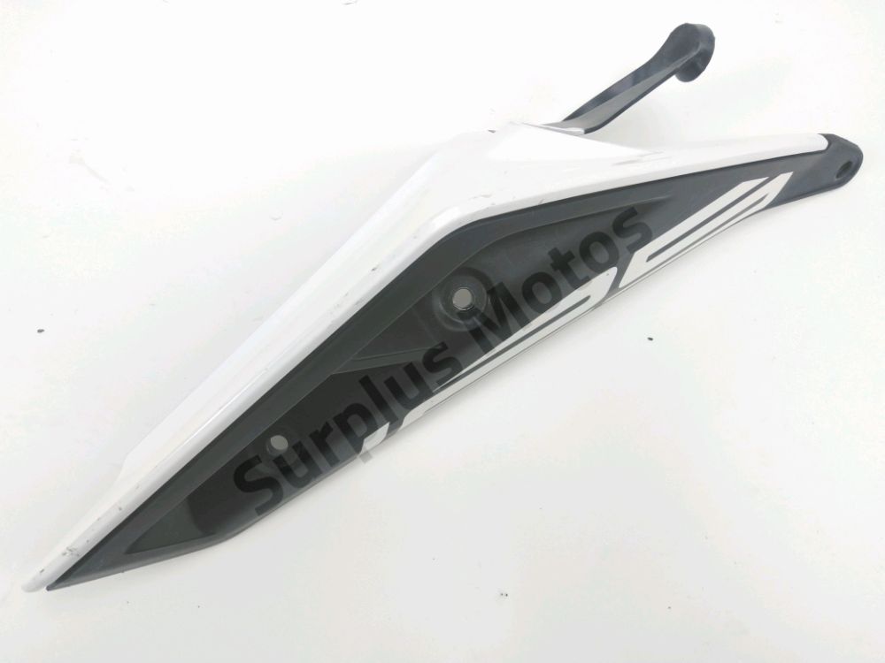 CARENAGE ARRIERE DROIT