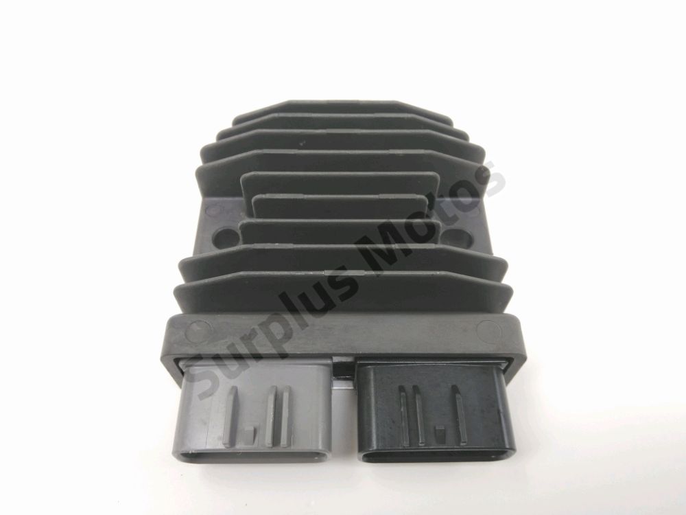 REGULATEUR DE TENSION