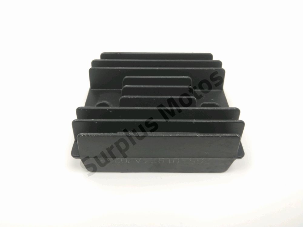 Regulateur de tension