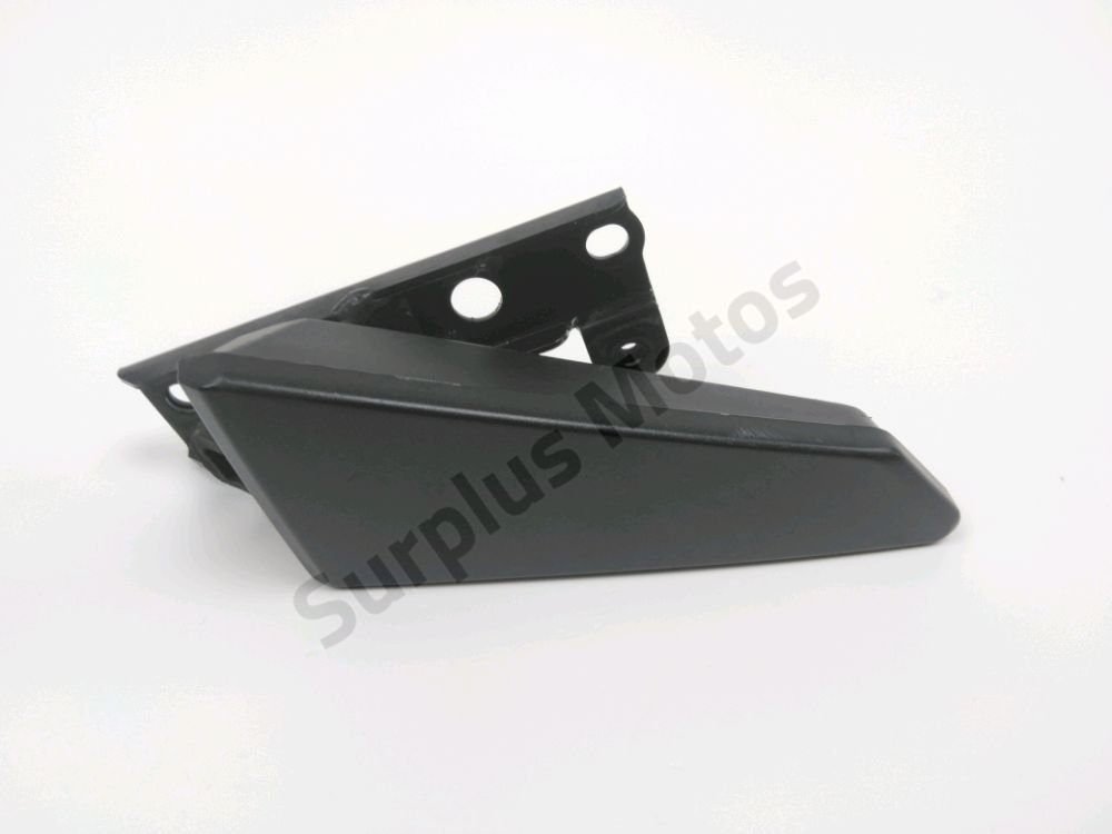 Repose pieds arriere gauche