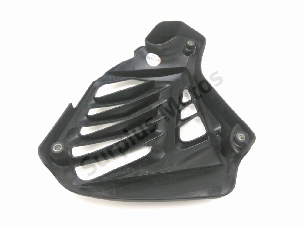 GRILLE DE RADIATEUR