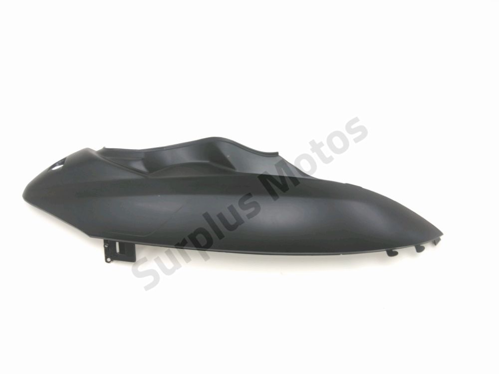 Carenage arriere droit