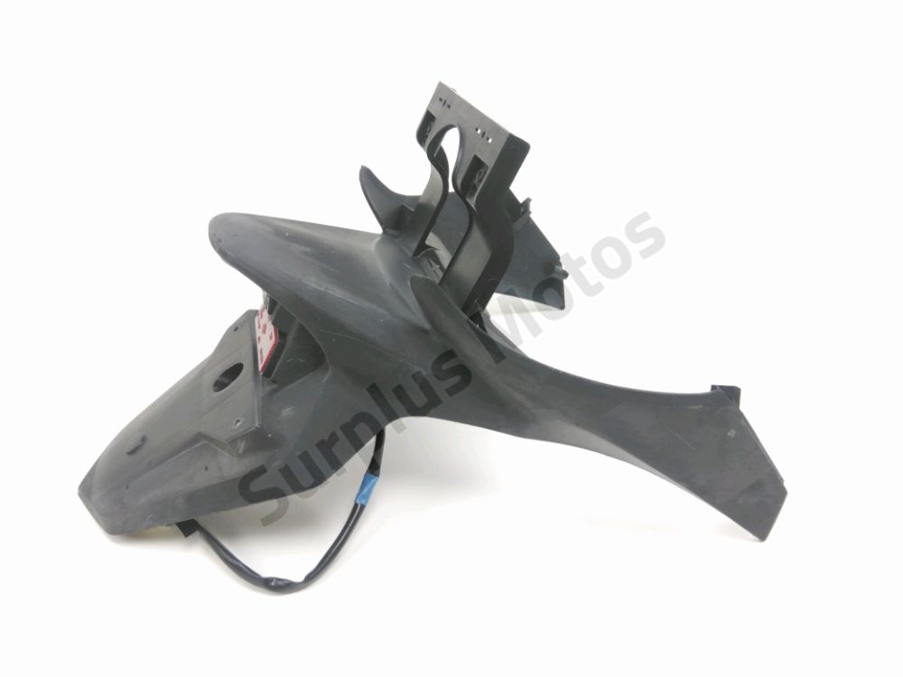 SUPPORT DE PLAQUE ET ECLAIRAGE