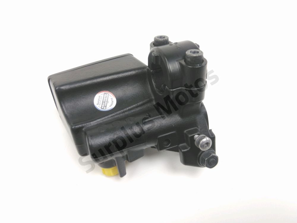 MAITRE CYLINDRE FREIN AV COMPLET