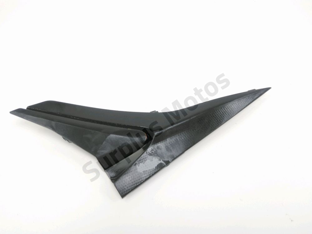 CACHE LATERAL GAUCHE