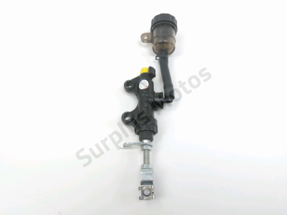 MAITRE CYLINDRE FREIN AR COMPLET